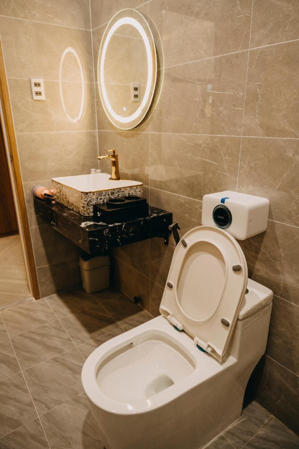 Cao Lãnh Bao Ngoc Hotel מראה חיצוני תמונה