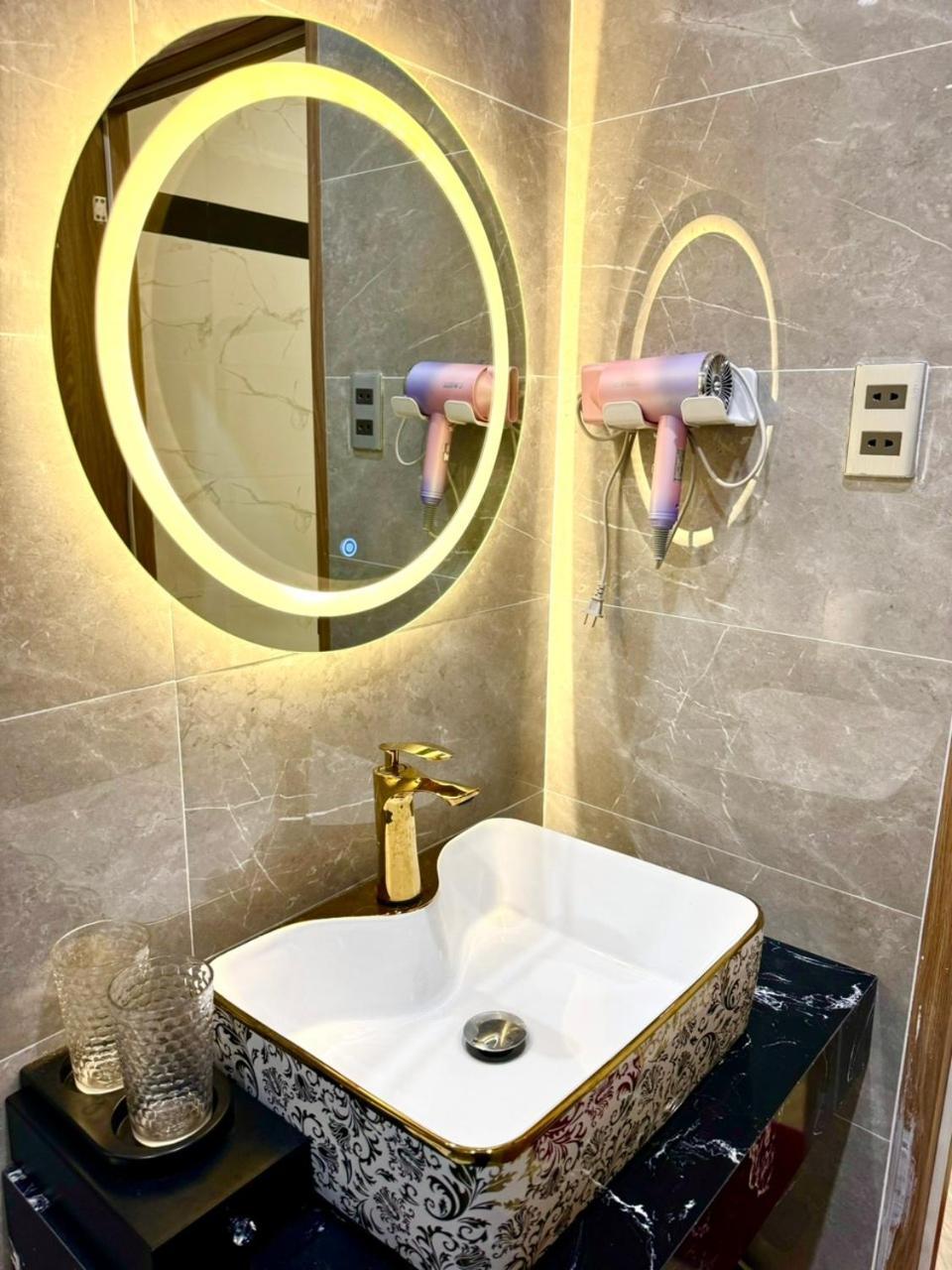 Cao Lãnh Bao Ngoc Hotel מראה חיצוני תמונה