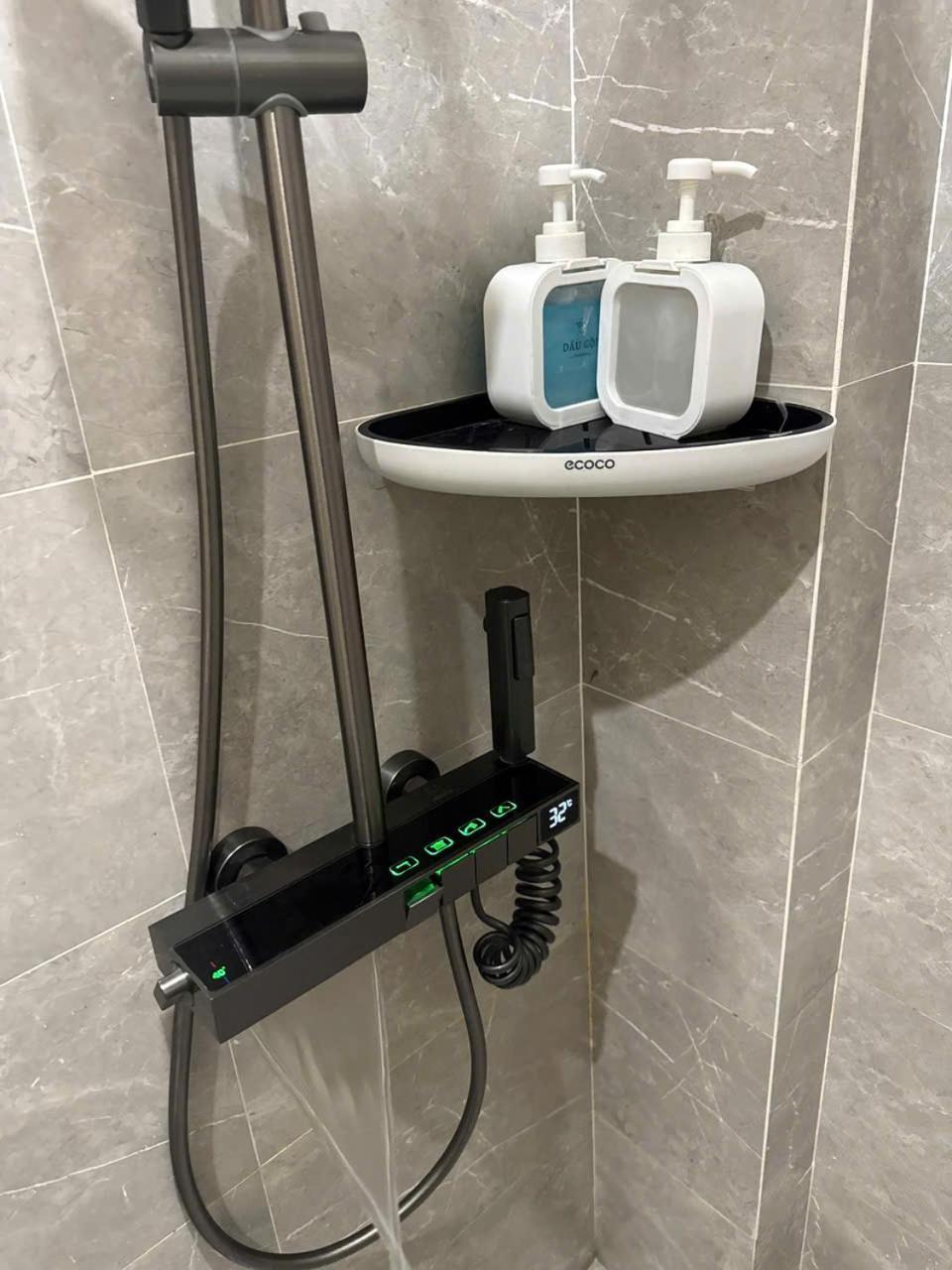 Cao Lãnh Bao Ngoc Hotel מראה חיצוני תמונה